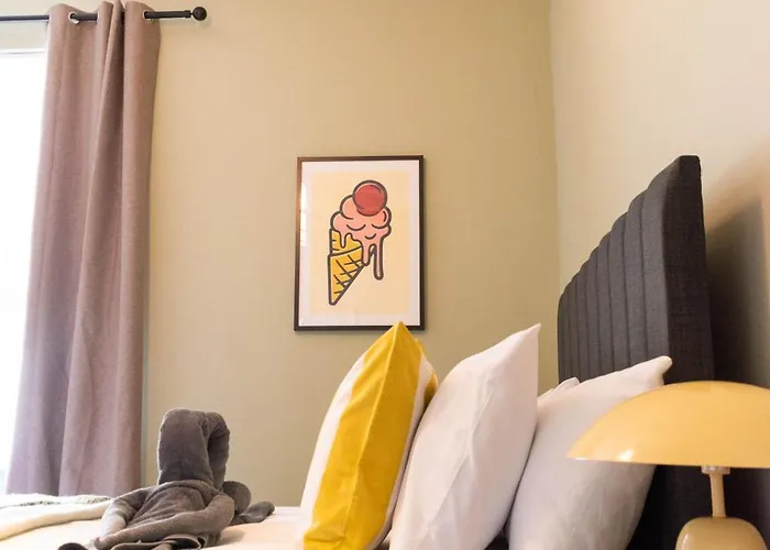 The Parade -corner Plot Getaways 度假居 雷德卡