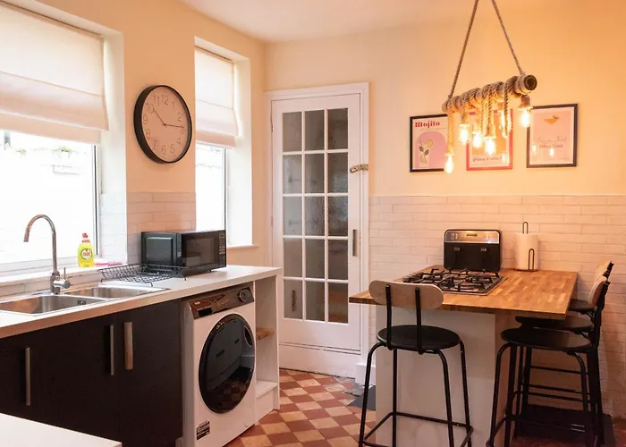 The Parade -corner Plot Getaways