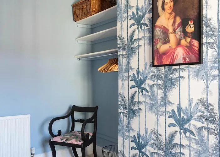 The Parade -corner Plot Getaways 雷德卡