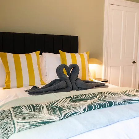 The Parade -corner Plot Getaways 度假居 *